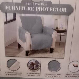 New. 'Camille Collection' Reversible Armchair Protector Scalloped edge